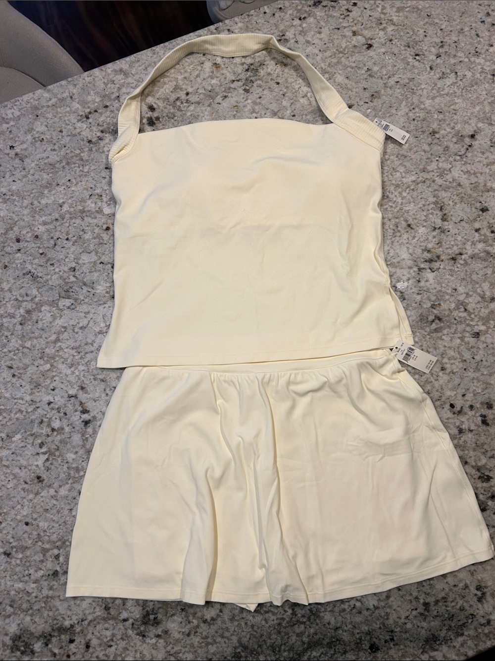 Butter Yellow Aerie Offline athletic set